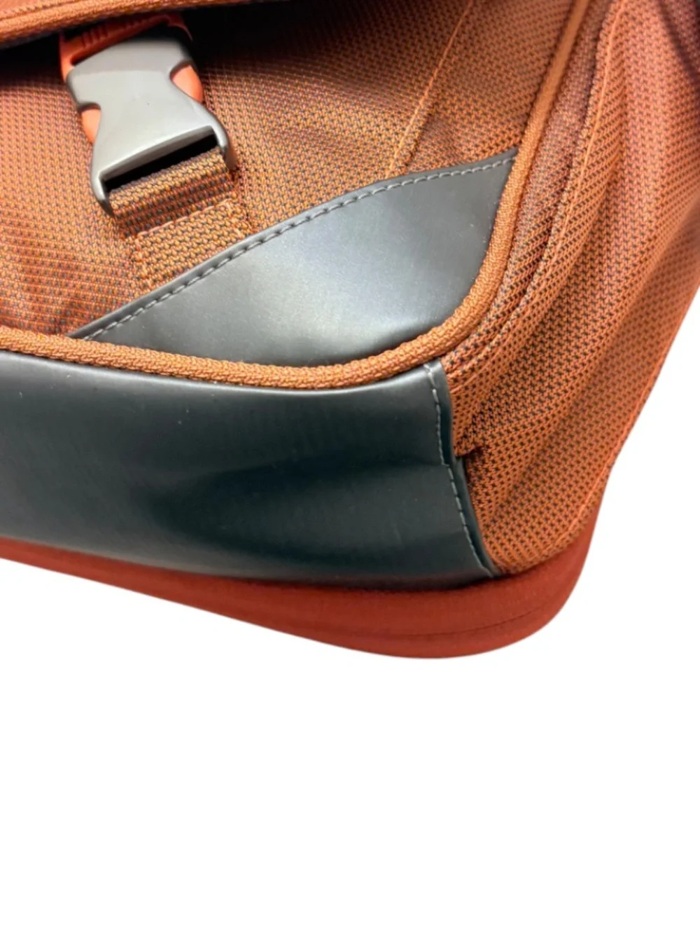 TUMI tech burnt sienna orange laptop briefcase school messenger bag